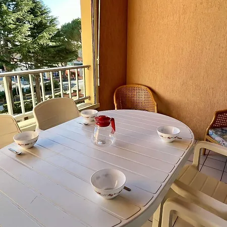 Mezzanine Avec Piscine, Proche Et Commerces - - Fr-1-225-639 Apartment