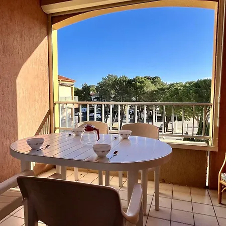Mezzanine Avec Piscine, Proche Et Commerces - - Fr-1-225-639 Apartment *